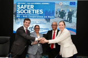 À l’initiative de l’UE–OEA, Raina Forbin a pris part à une rencontre pour soutenir les efforts contre l’insécurité en Haïti