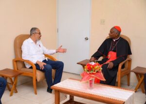 En visite dans le grand Sud, le Premier ministre Alix Didier Fils-Aimé rencontre le Cardinal Chibly Langlois
